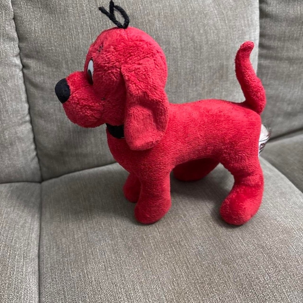 Scholastic Clifford The Big Red Dog Plush Stuffed Animal Douglas Cuddle Toy Red